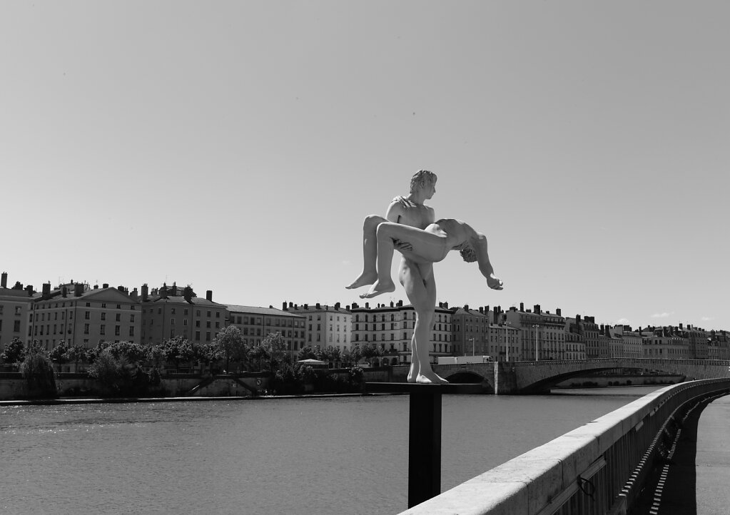 "The weight of one self", Lyon